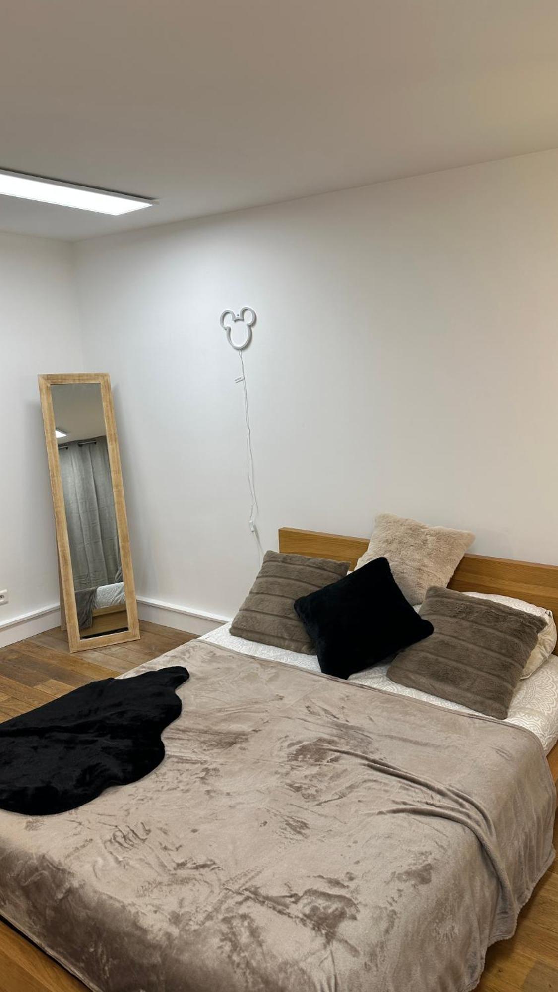 Appartement 5Min To Disneyland, Parking Prive Magny-le-Hongre Exteriör bild