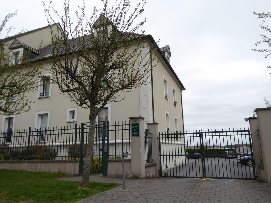 Appartement 5Min To Disneyland, Parking Prive Magny-le-Hongre Exteriör bild